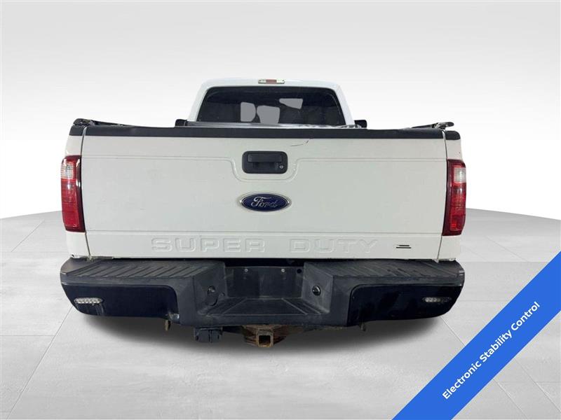 Ford Super Duty F-250 SRW 4WD Reg Cab 137" XLT 2015 Ford Super Duty F-250 SRW 4WD Reg Cab 137" XLT 2015