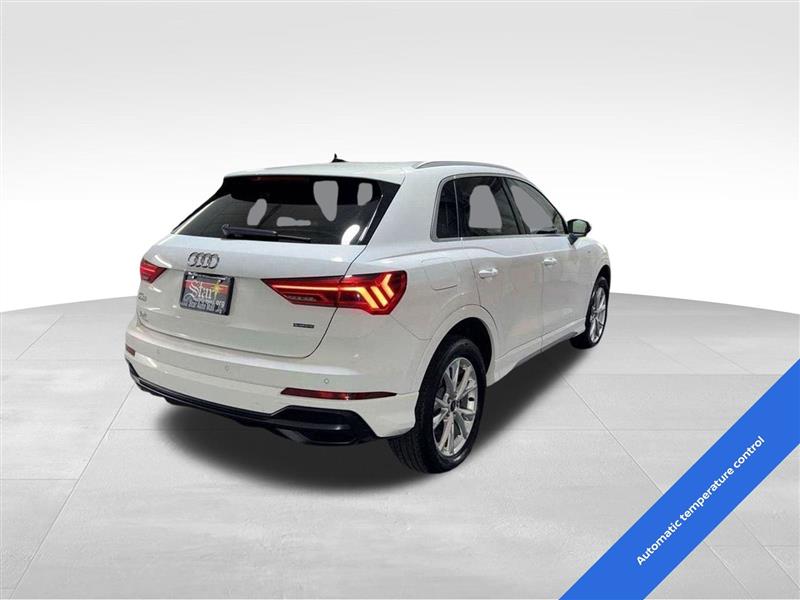 Audi Q3 S line Premium 45 TFSI quattro 2022 Audi Q3 S line Premium 45 TFSI quattro 2022