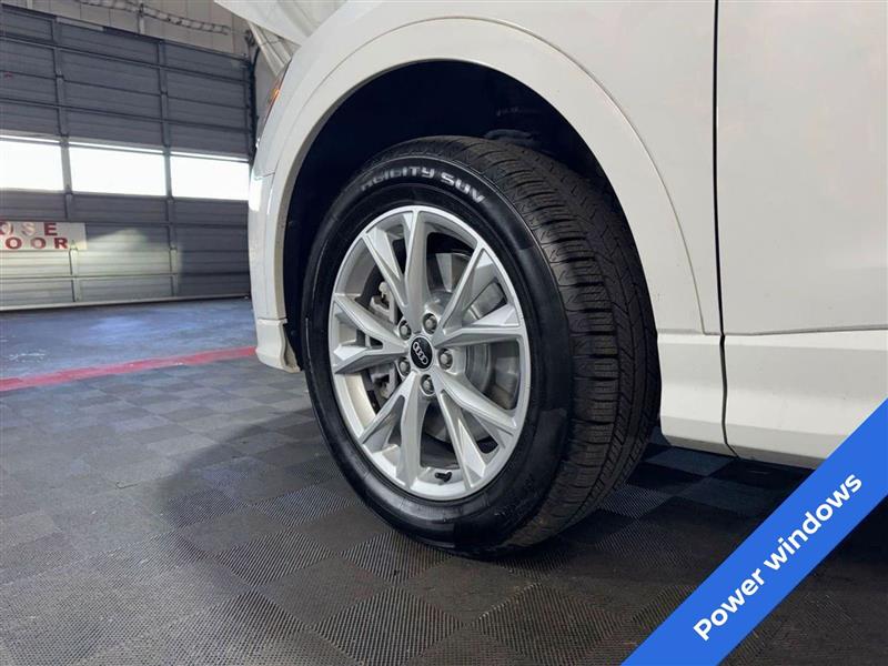 Audi Q3 S line Premium 45 TFSI quattro 2022 Audi Q3 S line Premium 45 TFSI quattro 2022