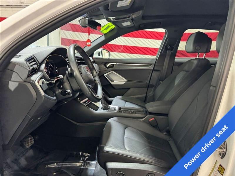 Audi Q3 S line Premium 45 TFSI quattro 2022 Audi Q3 S line Premium 45 TFSI quattro 2022