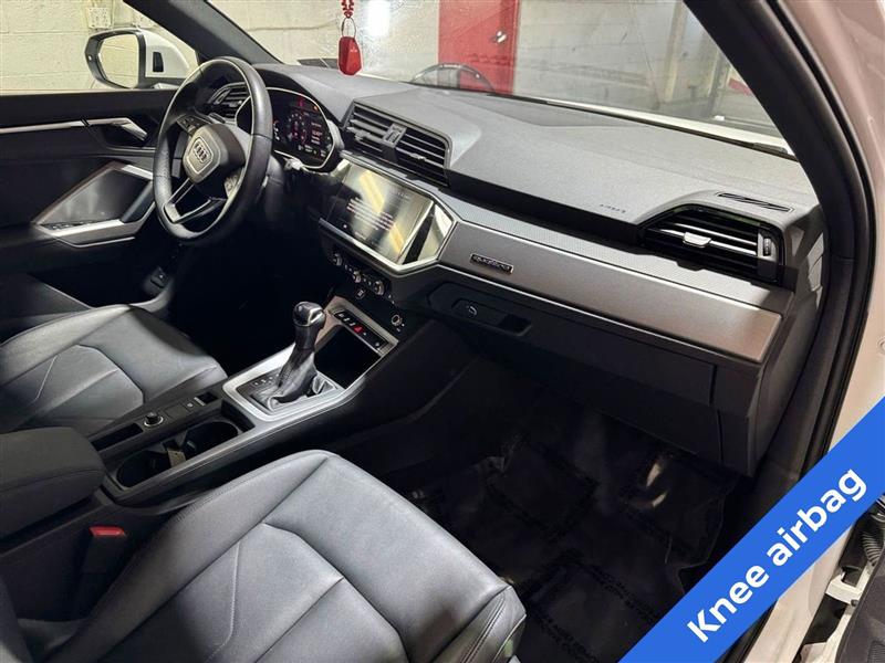 Audi Q3 S line Premium 45 TFSI quattro 2022 Audi Q3 S line Premium 45 TFSI quattro 2022