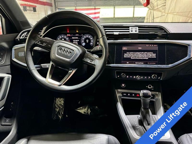 Audi Q3 S line Premium 45 TFSI quattro 2022 Audi Q3 S line Premium 45 TFSI quattro 2022