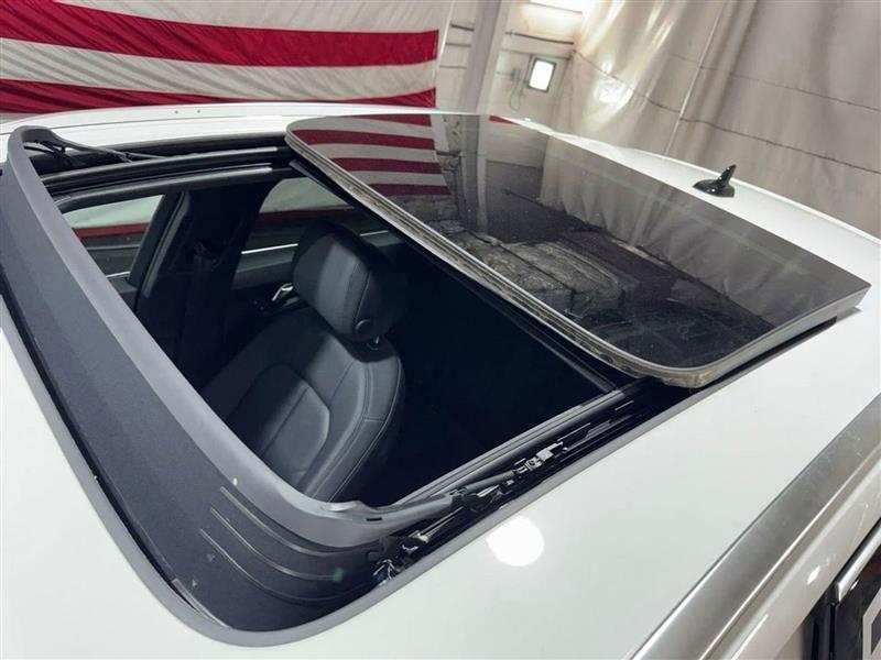 Audi Q3 S line Premium 45 TFSI quattro 2022 Audi Q3 S line Premium 45 TFSI quattro 2022