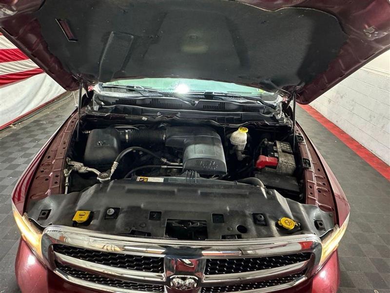 RAM 1500 SLT 4x4 Quad Cab 6'4" Box 2018 RAM 1500 SLT 4x4 Quad Cab 6'4" Box 2018