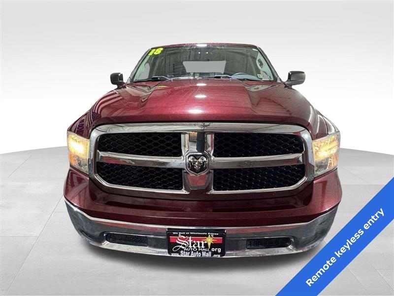 RAM 1500 SLT 4x4 Quad Cab 6'4" Box 2018 RAM 1500 SLT 4x4 Quad Cab 6'4" Box 2018