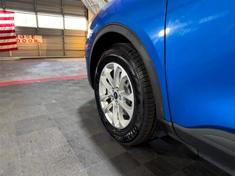 2020 Ford Escape SE photo 7