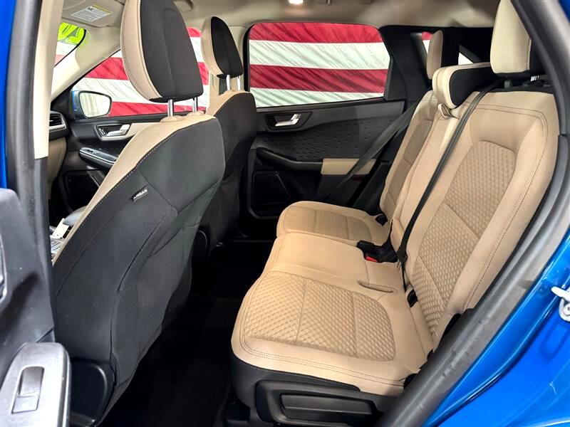 2020 Ford Escape SE photo 10