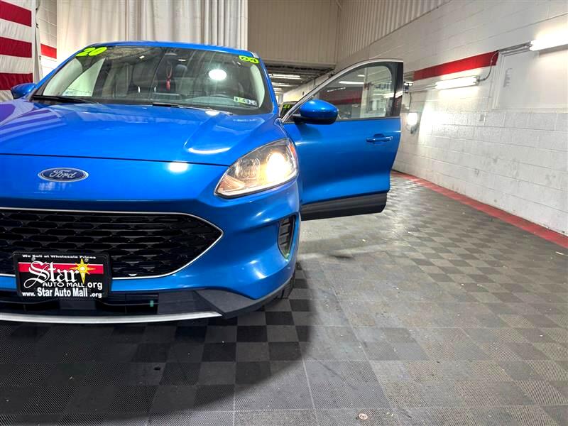 2020 Ford Escape SE photo 23