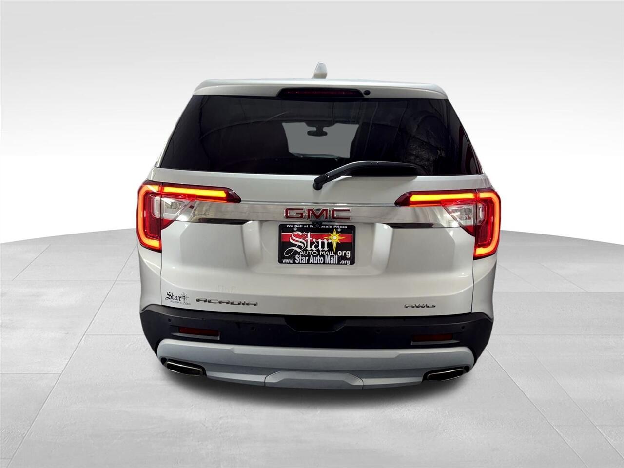 2020 Gmc Acadia SLE photo 3