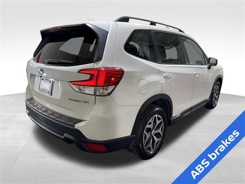 Subaru Forester Premium CVT 2021