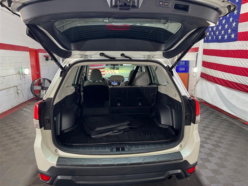 Subaru Forester Premium CVT 2021