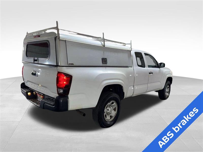 Toyota Tacoma SR5 Access Cab 6' Bed I4 4x2 AT (Natl) 2018 Toyota Tacoma SR5 Access Cab 6' Bed I4 4x2 AT (Natl) 2018