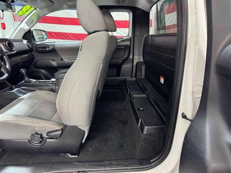 Toyota Tacoma SR5 Access Cab 6' Bed I4 4x2 AT (Natl) 2018 Toyota Tacoma SR5 Access Cab 6' Bed I4 4x2 AT (Natl) 2018