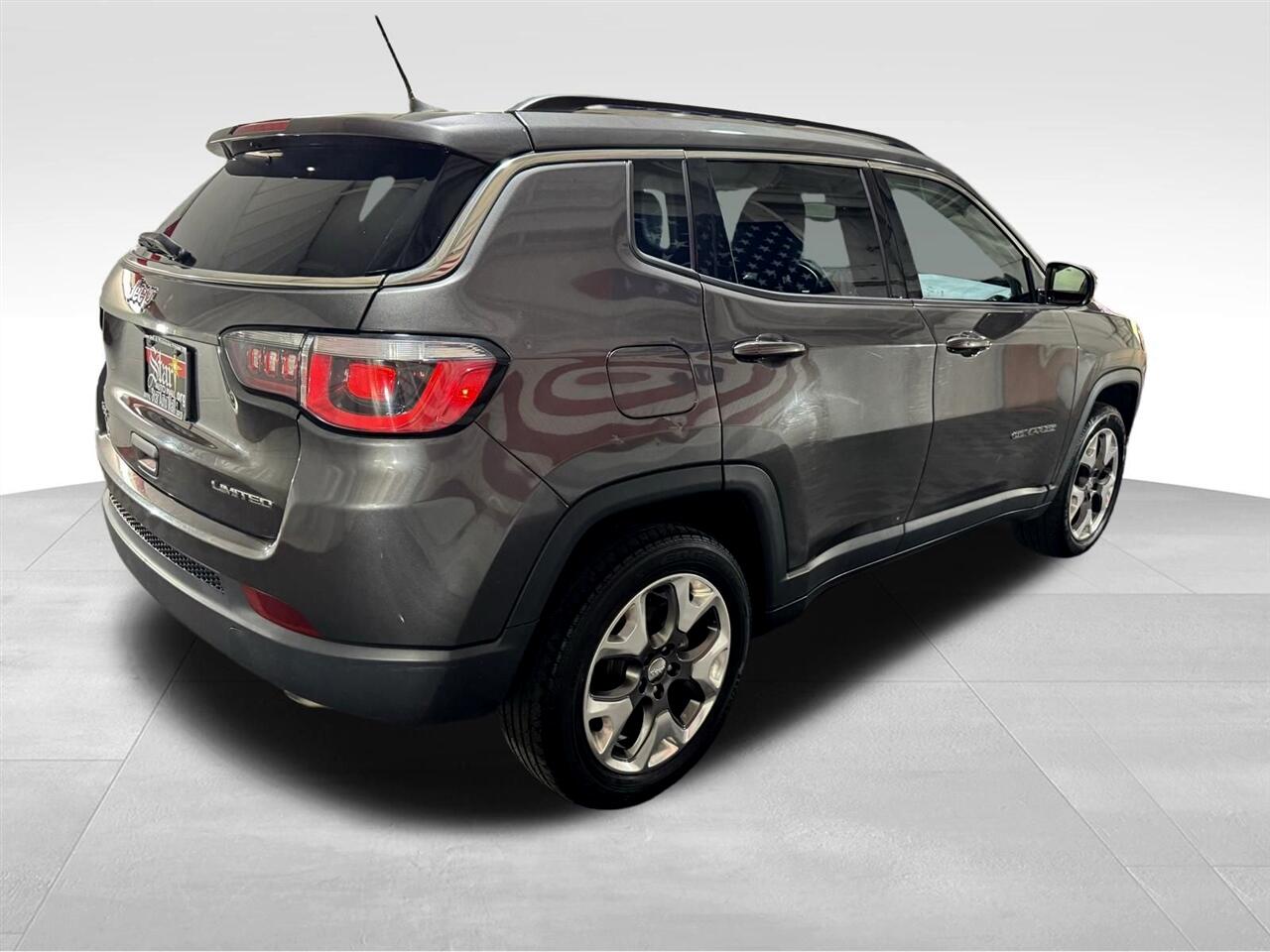 2020 Jeep Compass Limited photo 3