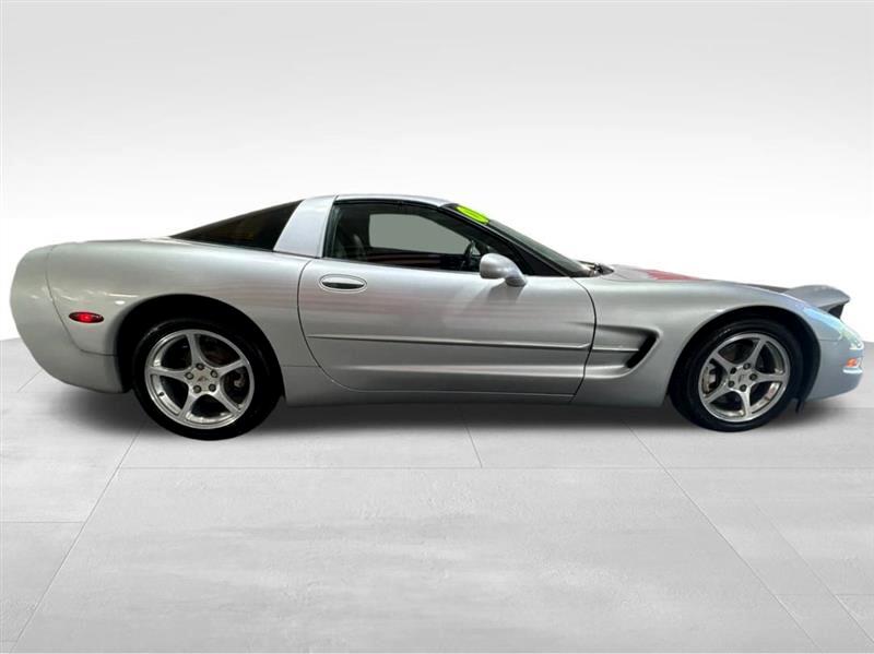 2001 Chevrolet Corvette Base photo 4