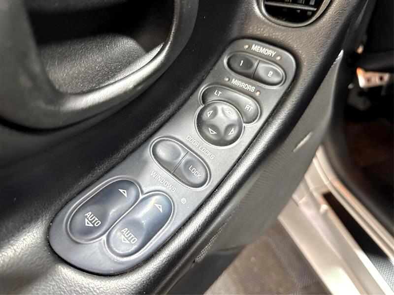 2001 Chevrolet Corvette Base photo 22