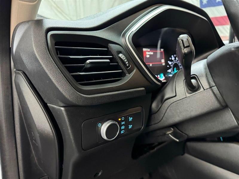 Ford Escape SE FWD 2020 Ford Escape SE FWD 2020