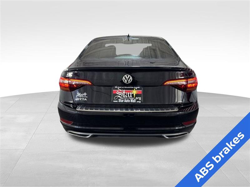 Volkswagen Jetta R-Line Auto w/SULEV 2019 Volkswagen Jetta R-Line Auto w/SULEV 2019