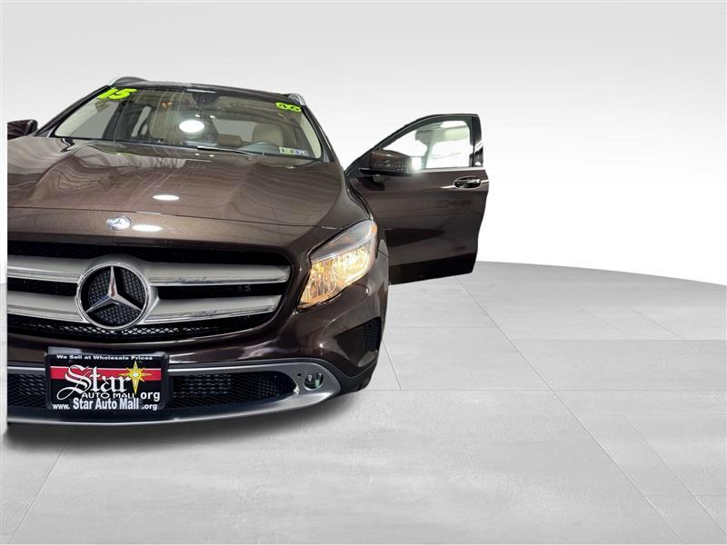 2015 Mercedes Benz GLA 250 photo 27