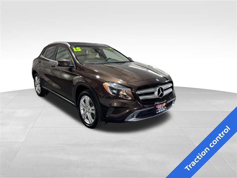 2015 Mercedes Benz GLA 250 photo 3