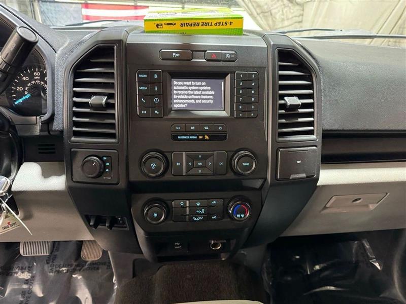 Ford F-150 Lariat 4WD SuperCab 6.5' Box 2019 Ford F-150 Lariat 4WD SuperCab 6.5' Box 2019