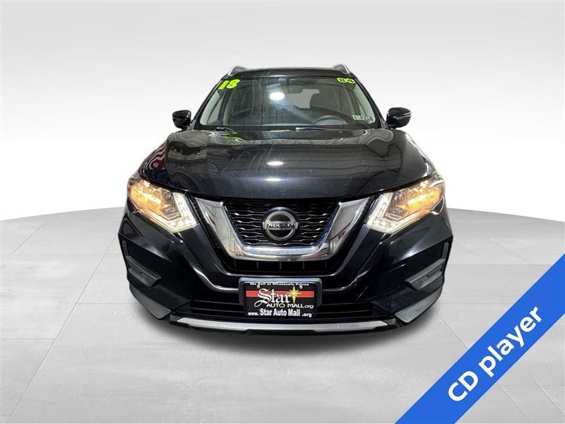 2018 Nissan Rogue AWD SV photo 2