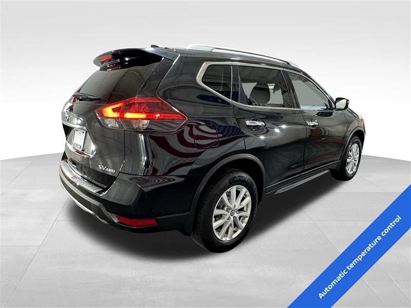 2018 Nissan Rogue AWD SV photo 4