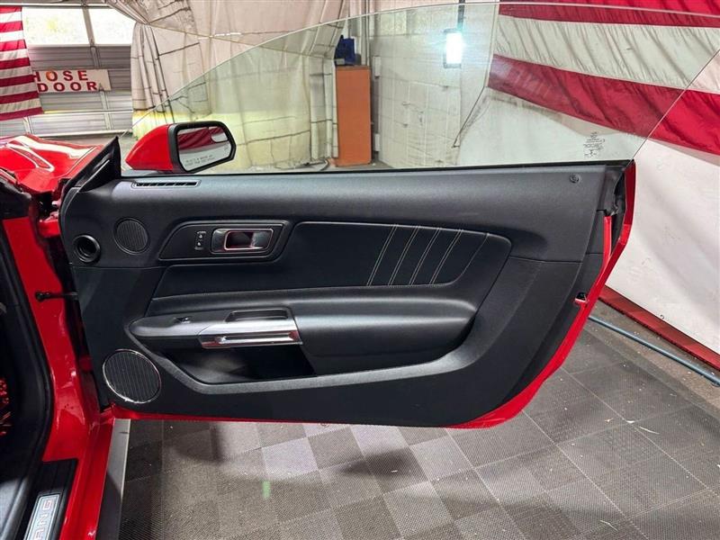Ford Mustang EcoBoost Fastback 2020 Ford Mustang EcoBoost Fastback 2020