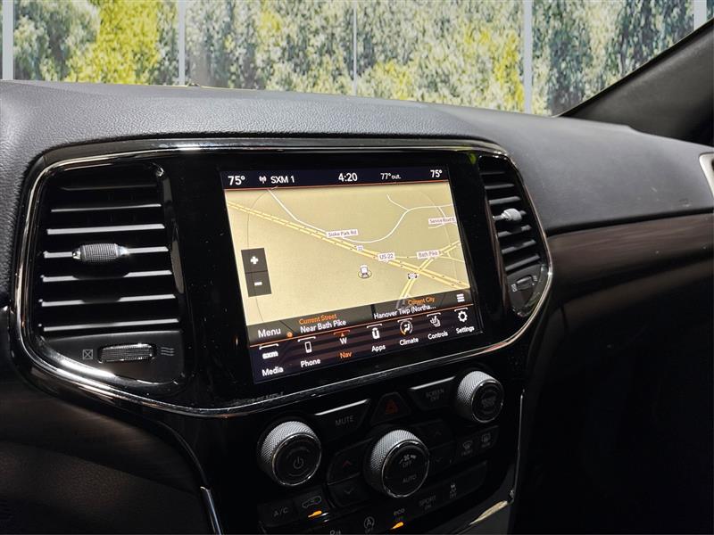 Jeep Grand Cherokee Laredo 4WD 2020 Jeep Grand Cherokee Laredo 4WD 2020