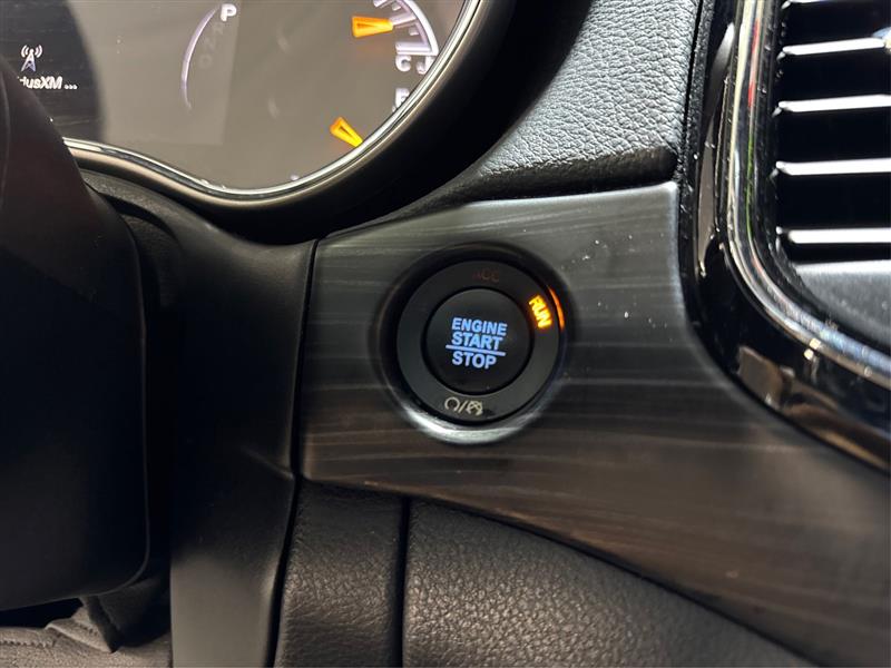 Jeep Grand Cherokee Laredo 4WD 2020 Jeep Grand Cherokee Laredo 4WD 2020