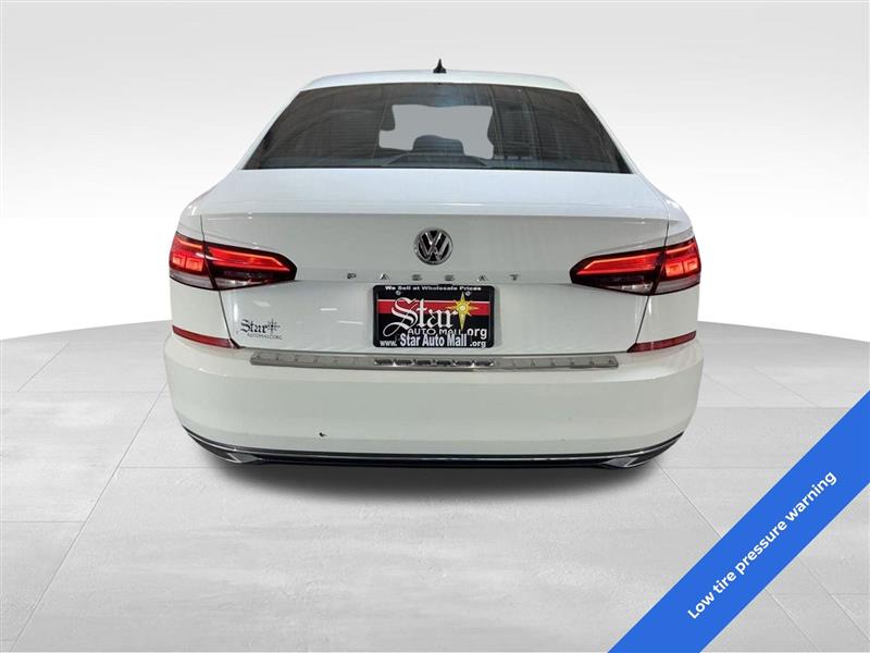 Volkswagen Passat SE 2021 Volkswagen Passat SE 2021