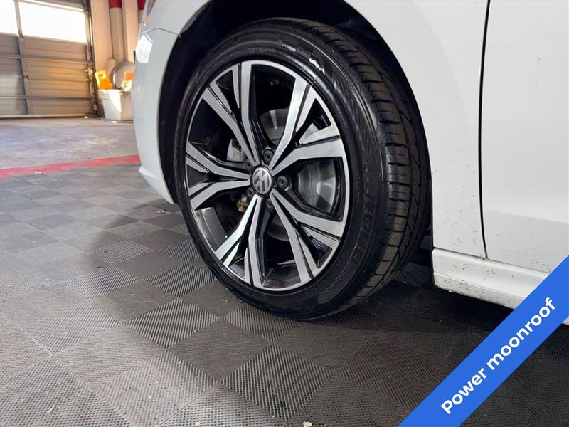 Volkswagen Passat SE 2021 Volkswagen Passat SE 2021