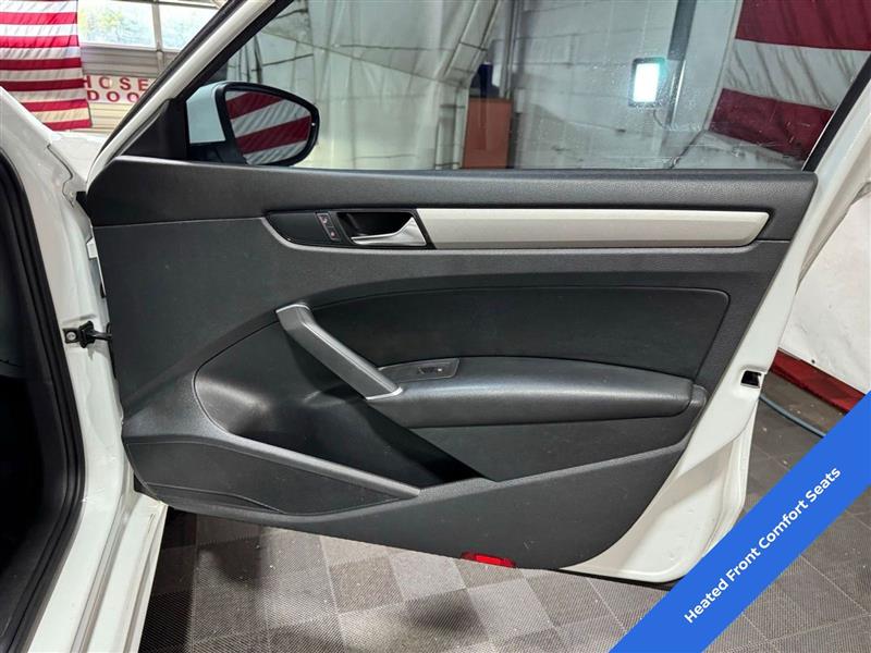 Volkswagen Passat SE 2021 Volkswagen Passat SE 2021