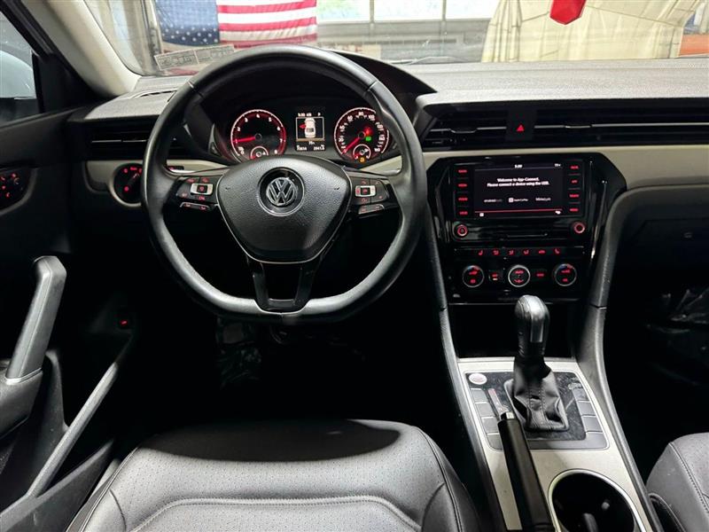 Volkswagen Passat SE 2021 Volkswagen Passat SE 2021