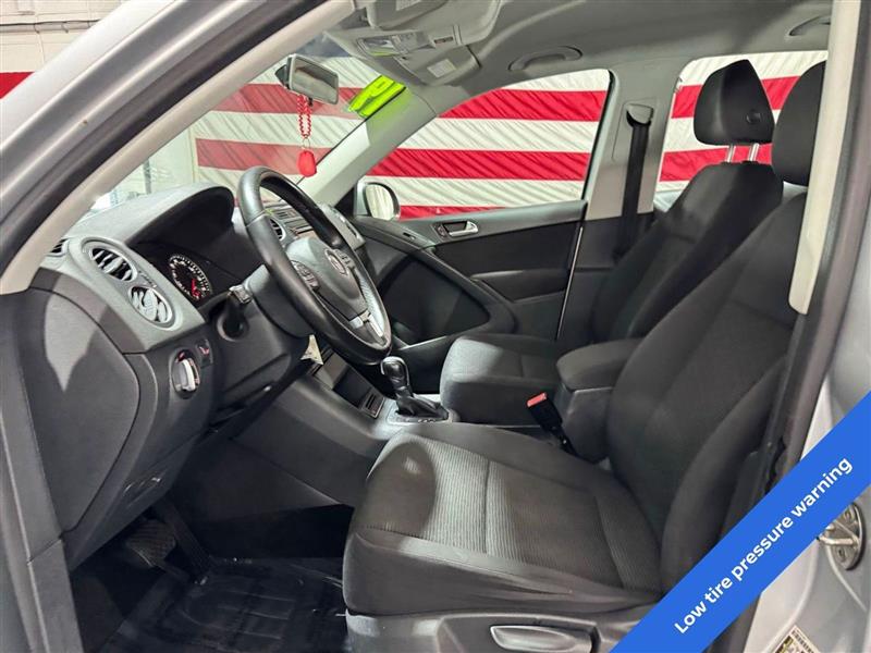 Volkswagen Tiguan S 4Motion 2015 Volkswagen Tiguan S 4Motion 2015