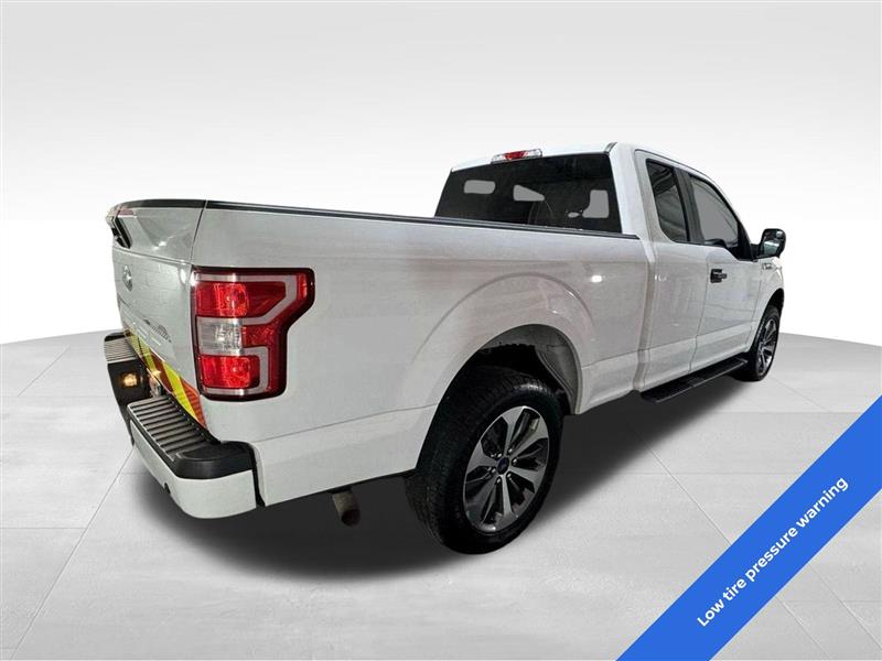 Ford F-150 XL SuperCab 8-ft. Bed 4WD 2019 Ford F-150 XL SuperCab 8-ft. Bed 4WD 2019
