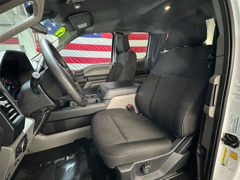 Ford F-150 XL SuperCab 8-ft. Bed 4WD 2019 Ford F-150 XL SuperCab 8-ft. Bed 4WD 2019