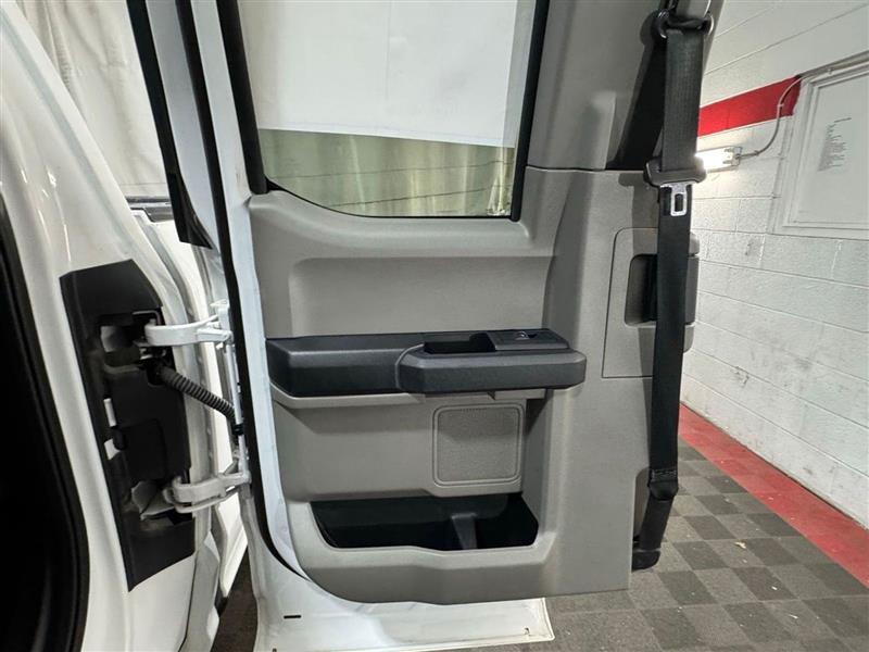 Ford F-150 XL SuperCab 8-ft. Bed 4WD 2019 Ford F-150 XL SuperCab 8-ft. Bed 4WD 2019