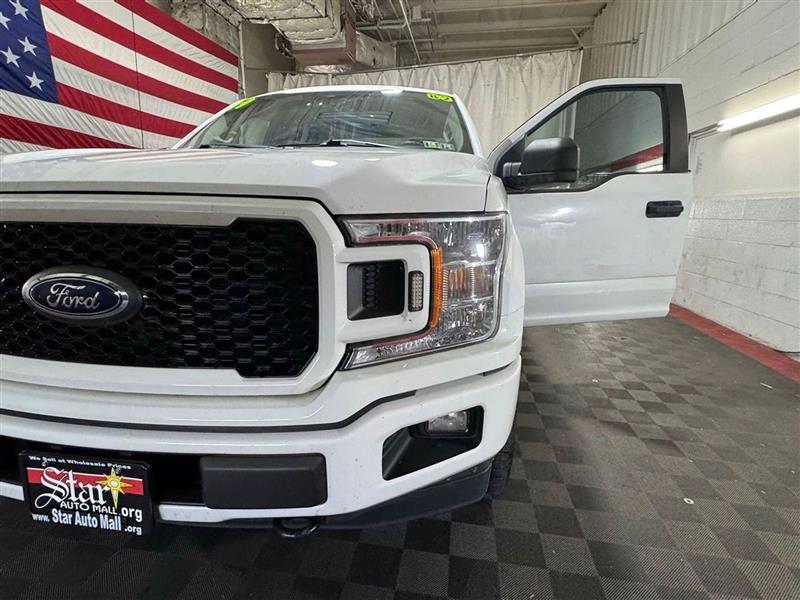 Ford F-150 XL SuperCab 8-ft. Bed 4WD 2019 Ford F-150 XL SuperCab 8-ft. Bed 4WD 2019