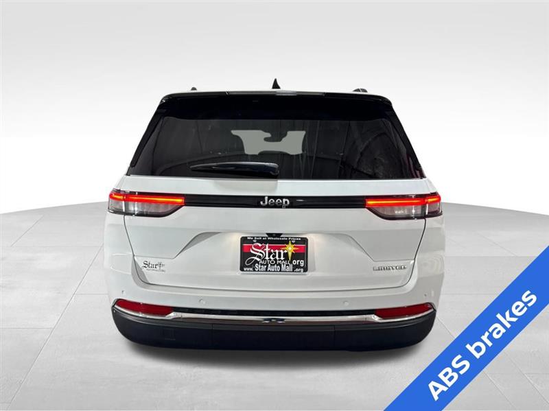 Jeep Grand Cherokee Limited 2WD 2023 Jeep Grand Cherokee Limited 2WD 2023