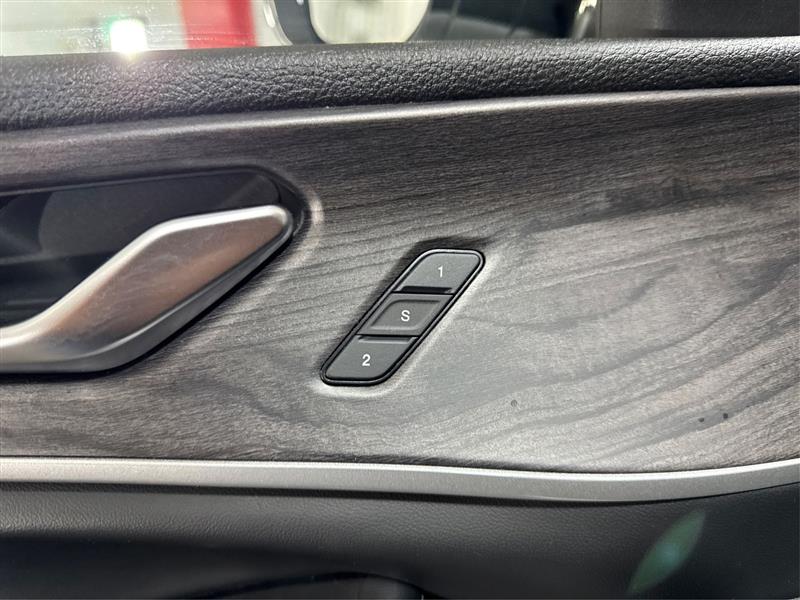 Jeep Grand Cherokee Limited 2WD 2023