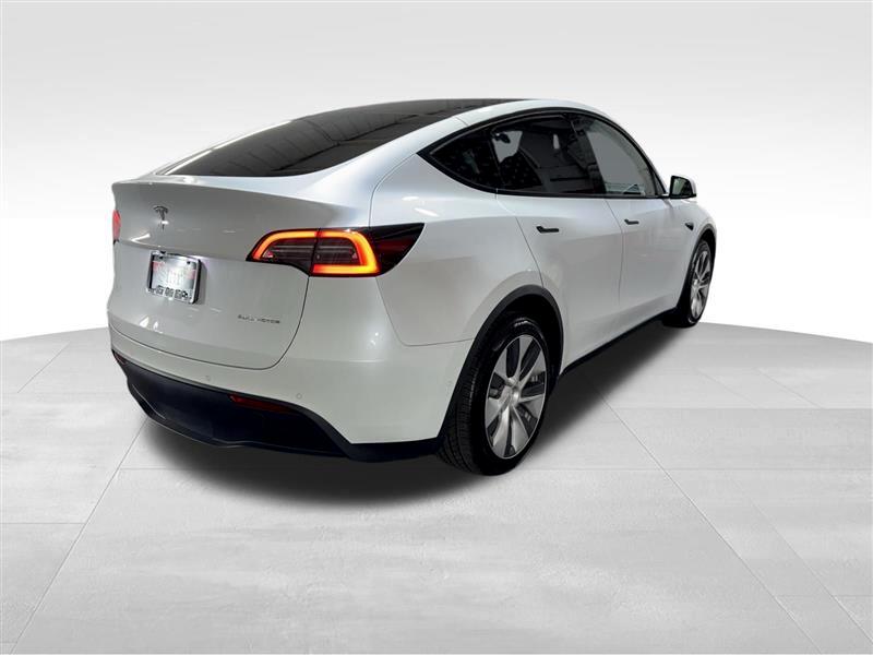 2022 Tesla Model Y Long Range photo 4