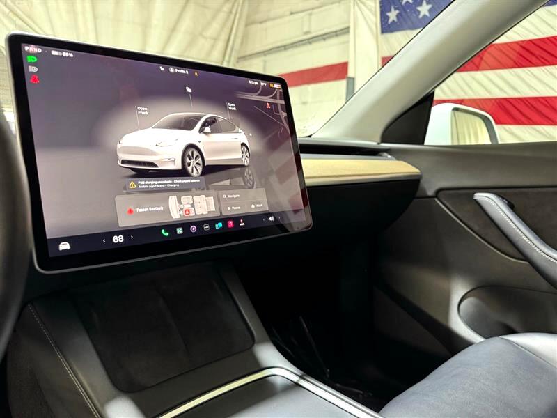 2022 Tesla Model Y Long Range photo 21