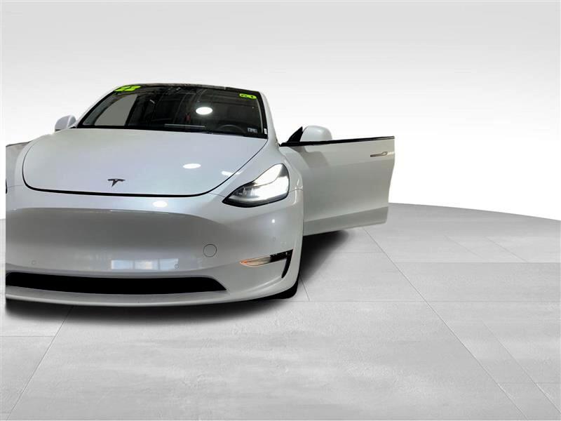 2022 Tesla Model Y Long Range photo 24