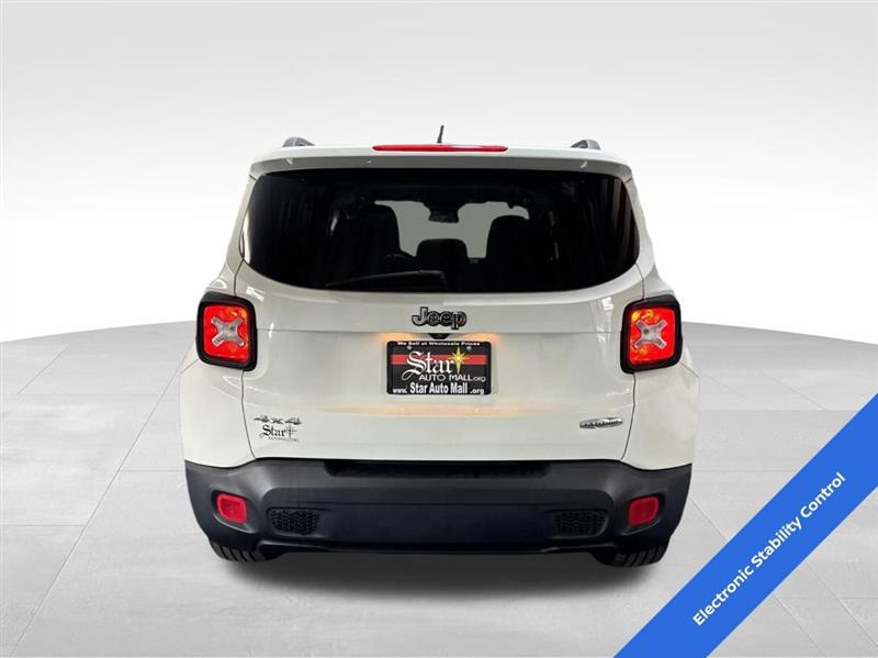 Jeep Renegade Latitude 4WD 2016