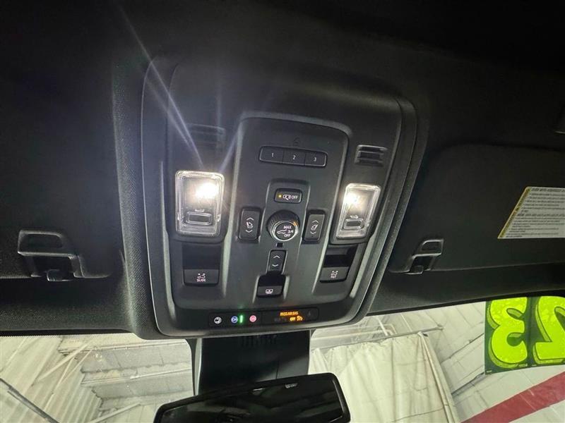 Chevrolet Suburban RST 4WD 2023 Chevrolet Suburban RST 4WD 2023