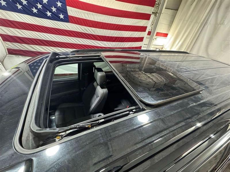 Chevrolet Suburban RST 4WD 2023 Chevrolet Suburban RST 4WD 2023