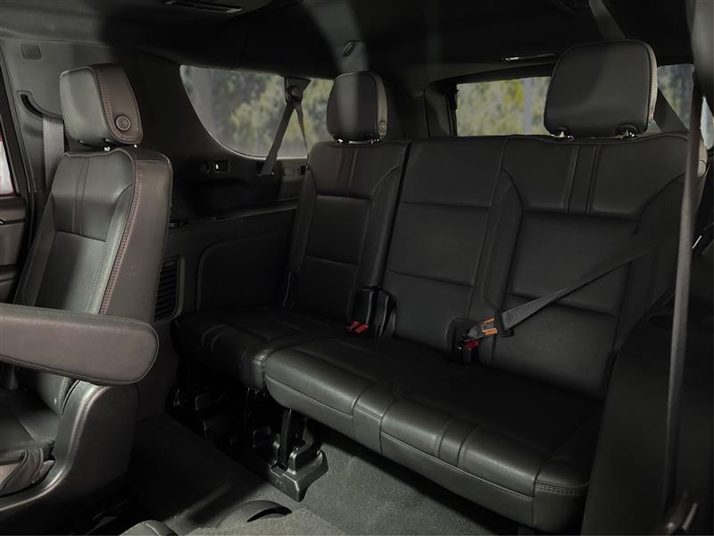 Chevrolet Suburban RST 4WD 2023