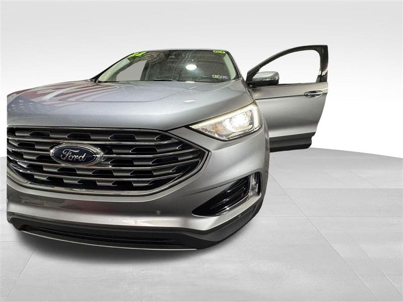 Ford Edge Titanium AWD 2022 Ford Edge Titanium AWD 2022