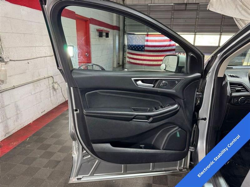 Ford Edge Titanium AWD 2022 Ford Edge Titanium AWD 2022